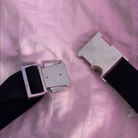 🚫sold on curtsy🚫 NWOT target buckle belt - Picture 3 of 3